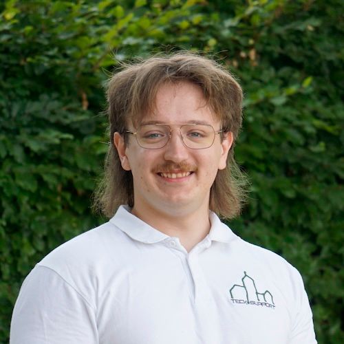 Porträt von Merlin Riegraf, IT-Experte bei Teck-Support